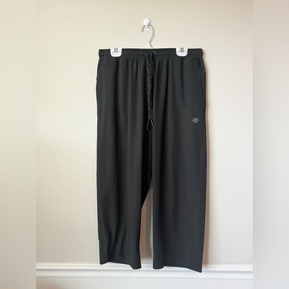 ZELOS Women's Black straight leg dri-fit pants size large - Picture 1 of 9